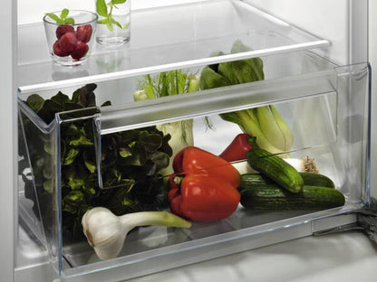 AEG TSK5O12EF Inbouwkoelkast - 203 liter zonder vriesvak met LED-verlichting