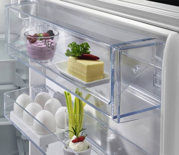 AEG TS5S161ES Inbouw Koel-Vriescombinatie - 233 liter met LED-verlichting