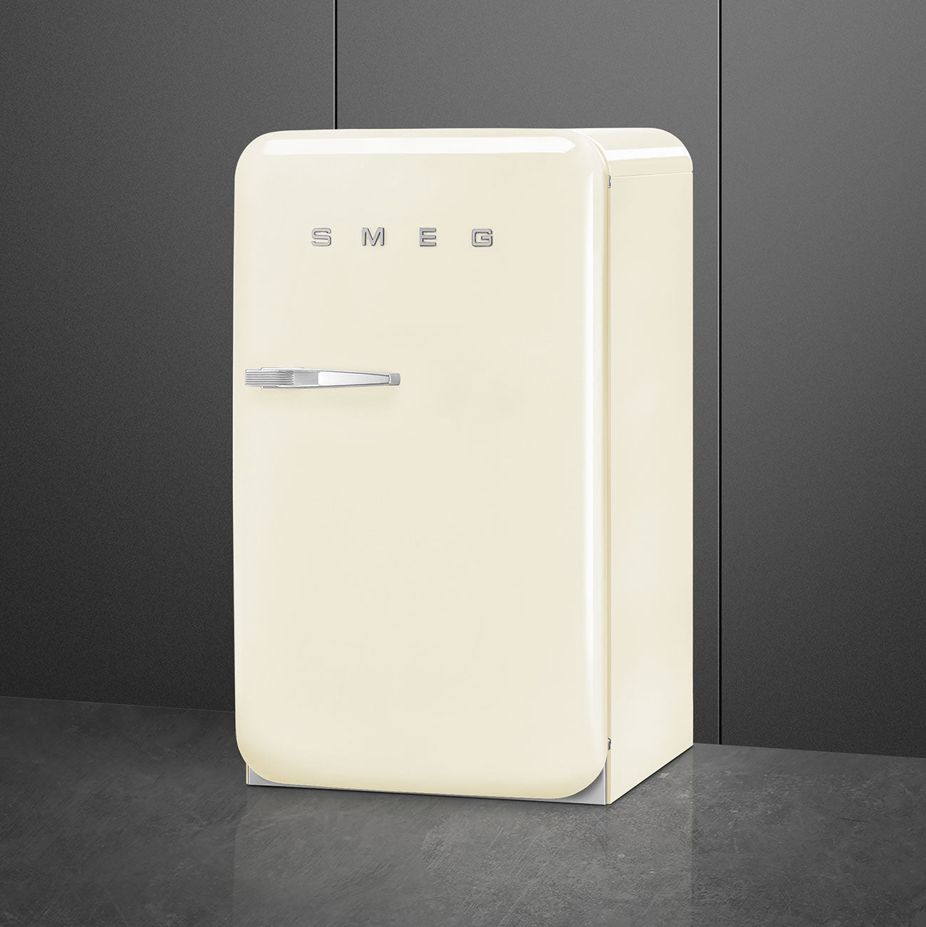 Smeg FAB10H